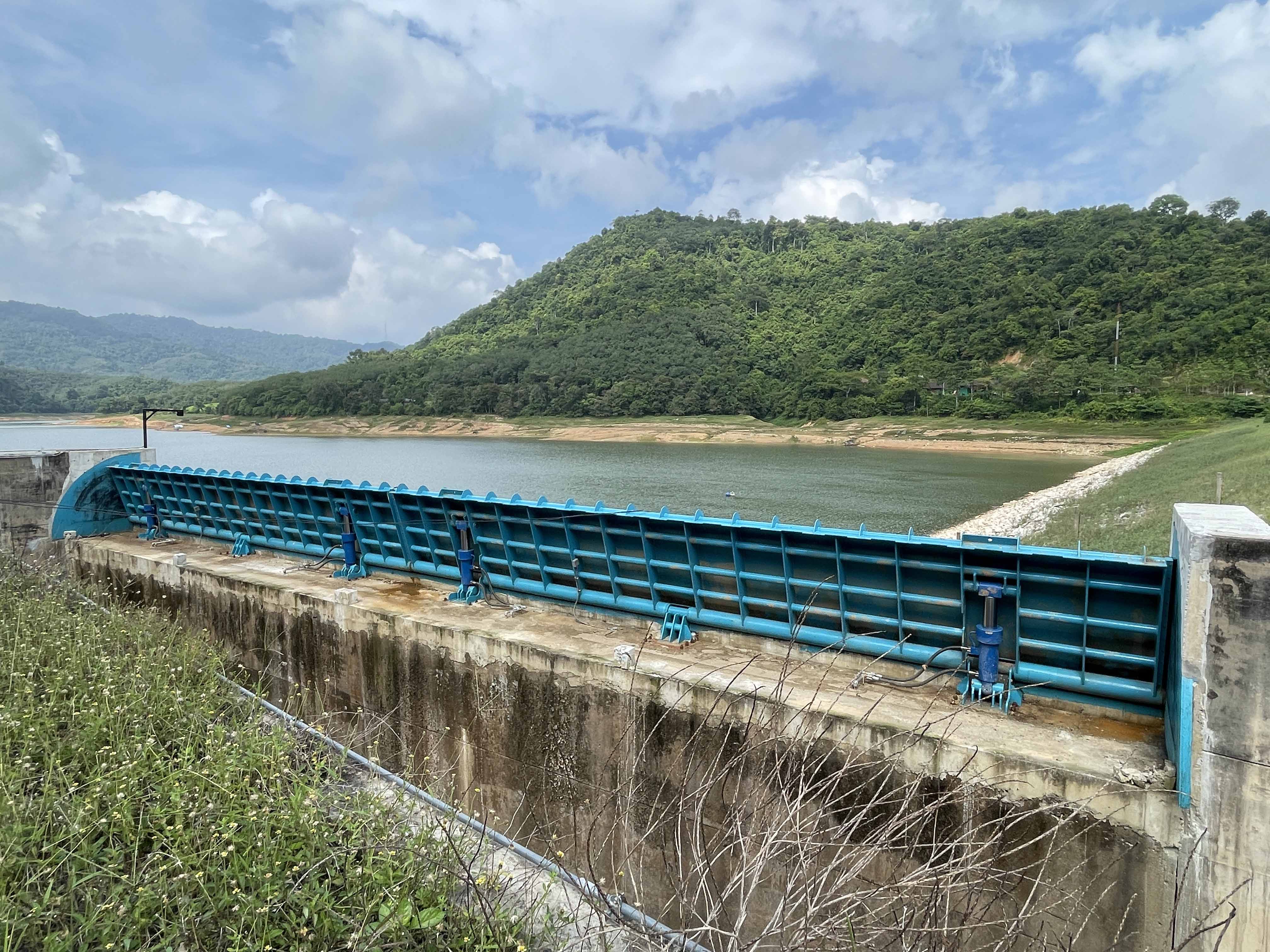 泰國PPY合頁閘項(xiàng)目